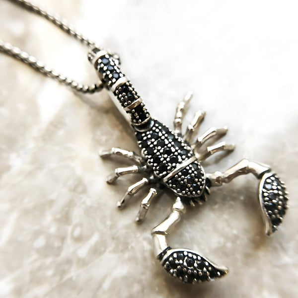 Collar de cadena de eslabones de escorpión de plata de ley 925: dije de joyería de moda