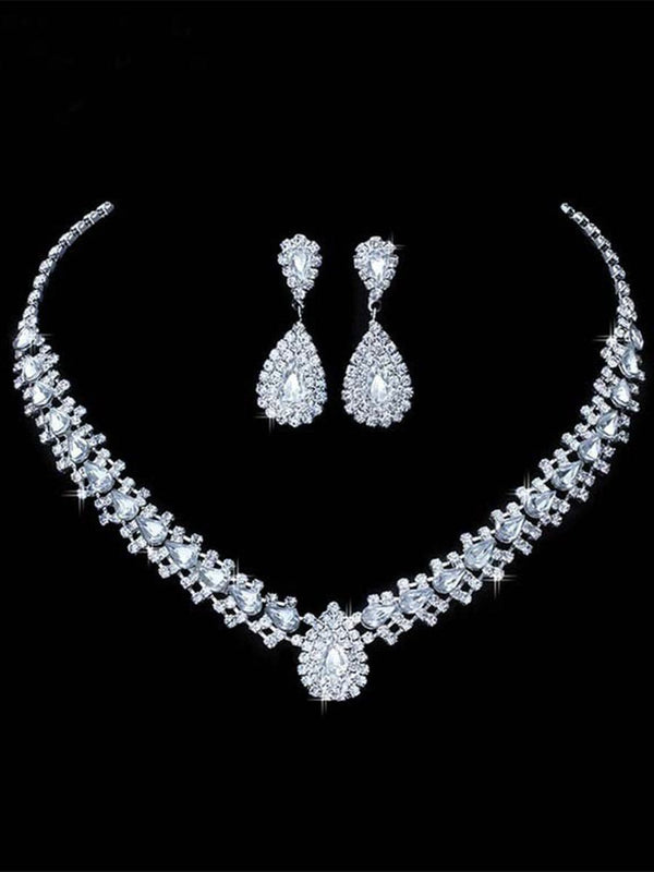 Conjunto formal de joyas con diamantes de imitación